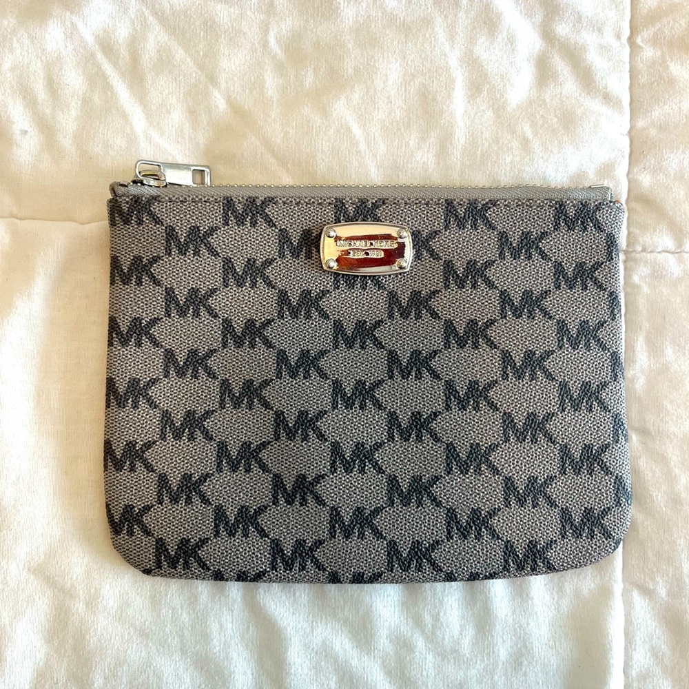 Michael Kors belt bag (belt not included)